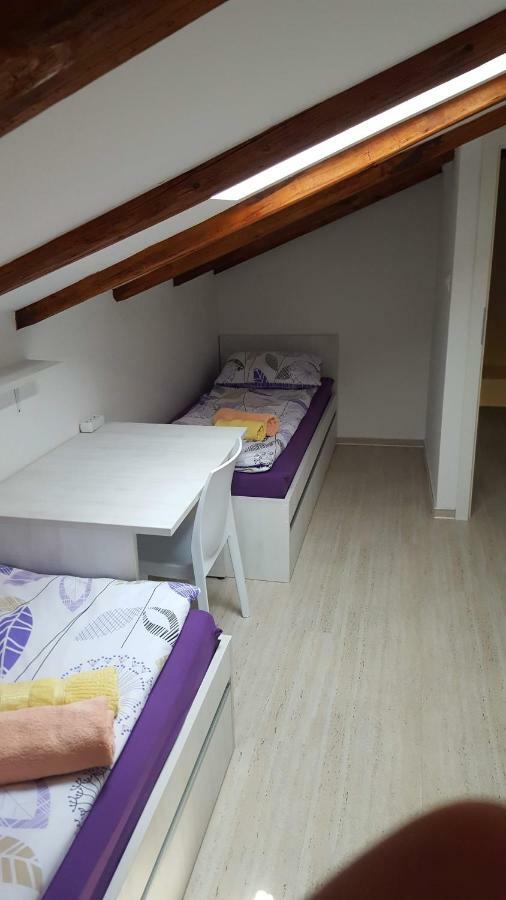 Istrian Sunrise Villa โคเปร์ ภายนอก รูปภาพ
